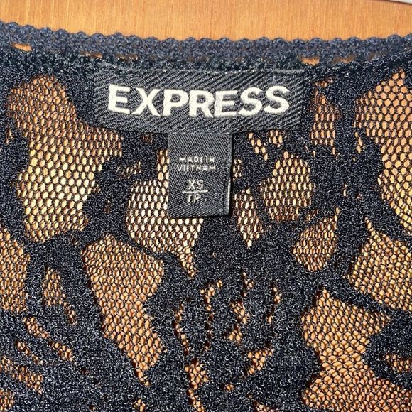 •EXPRESS• black Racerback sheer with roses 🌹 high neck tank top on size XS - Picture 5 of 6